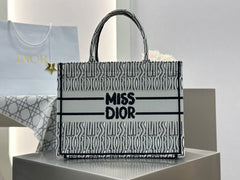 Medium Miss Book Tote Blue