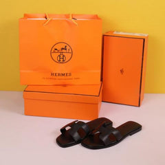 High End Premium Flats With OG Box & Carry Bag (Black - 1121)