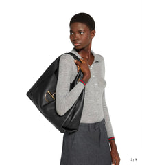 Softbit maxi shoulder bag(Black)