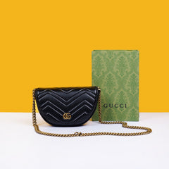 Marmont moon cross body bag (Black)