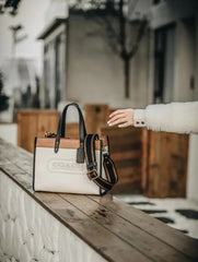 Elegant Handbag with OG Box, Dust Bag & Detachable Shoulder Strap