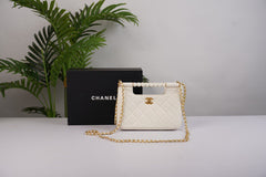 Pearl bag with premium leather (White)